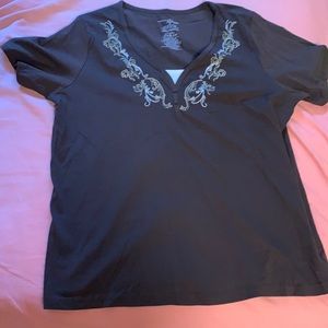 Women’s medium brown Penmans t-shirt